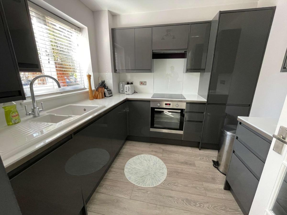Apartament 2 Bedroom Near Southfields